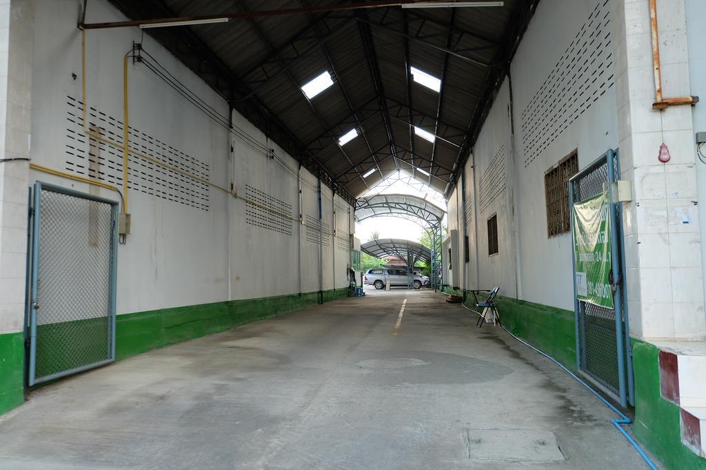 Baan Ma Feung Guesthouse Kanchanaburi Exteriér fotografie