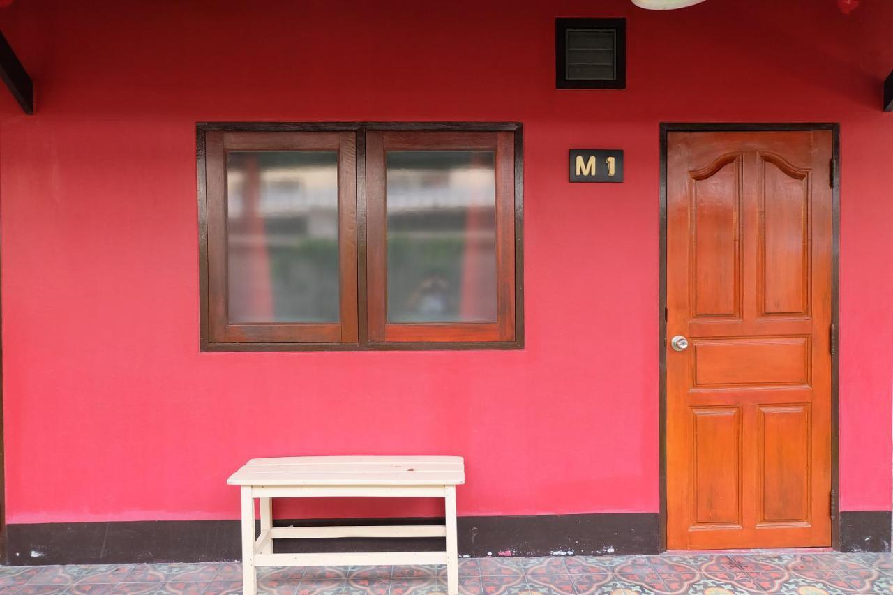 Baan Ma Feung Guesthouse Kanchanaburi Exteriér fotografie